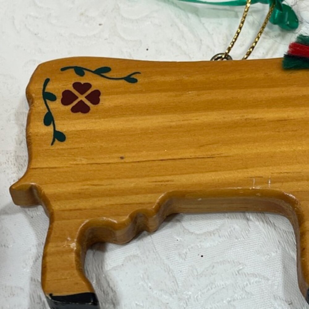 Vtg Wooden COW Hanging Holiday Ornament Handmade 4.25"x3" - Picture 11 of 12